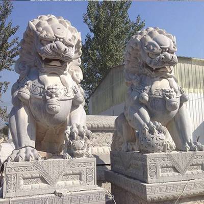 青石狮子定制 厂家供应汉白玉 青石 花岗岩石雕狮子 石狮子价格